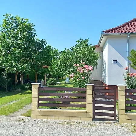 Holiday home Zamor Nyaralo