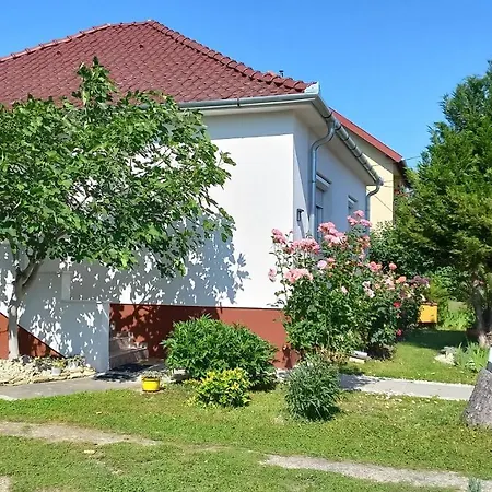Zamor Nyaralo * Keszthely