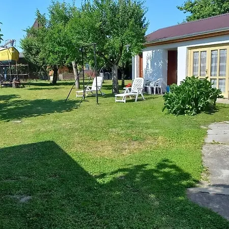 Zamor Nyaralo Holiday home
